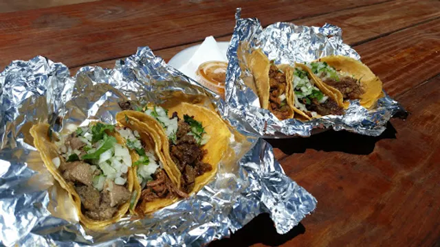 Las Trancas Taco Stand