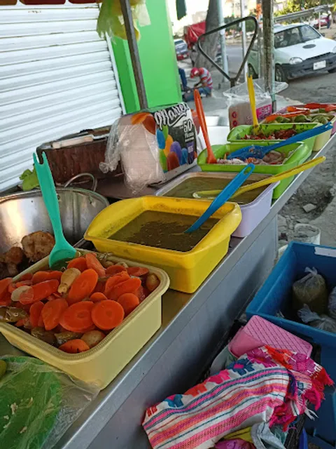 Carnitas el güero lavariega