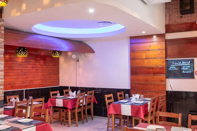 Apni Rasoi Restaurant