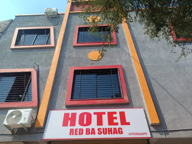 HOTEL RED BA SUHAG