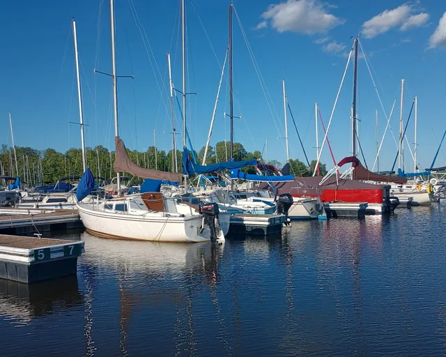 Marina Visitor Center