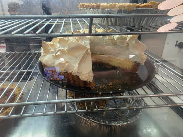 Ludz Seafood Express