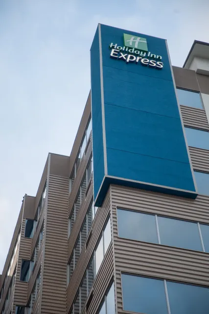 Holiday Inn Express New Rochelle by IHG