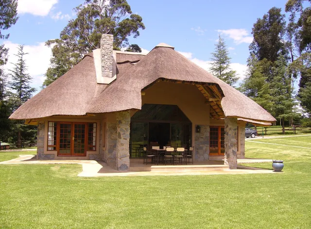 Champagne Castle Hotel