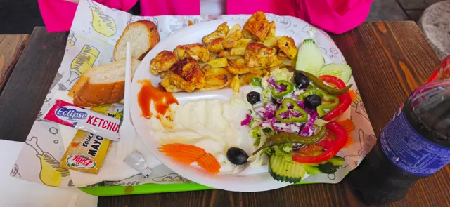 Wood Chicken Benaknoun