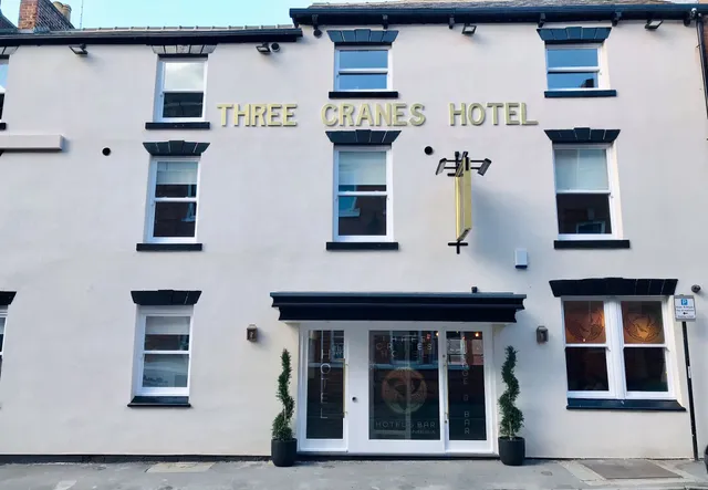 Three Cranes Serviced Apartments