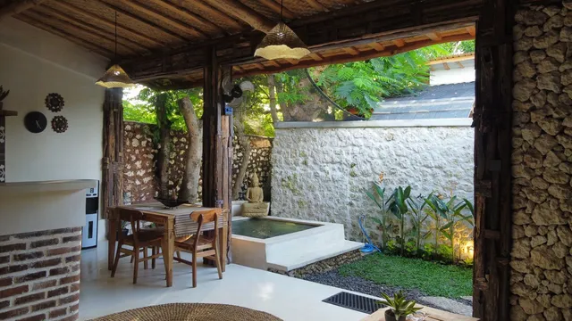 Airbnb Alma Surf Villa