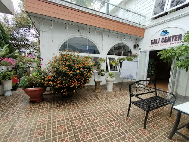 Cafe Cali center