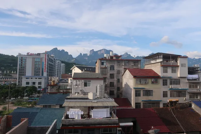 Zhangjiajie Yijiaqin Hotel