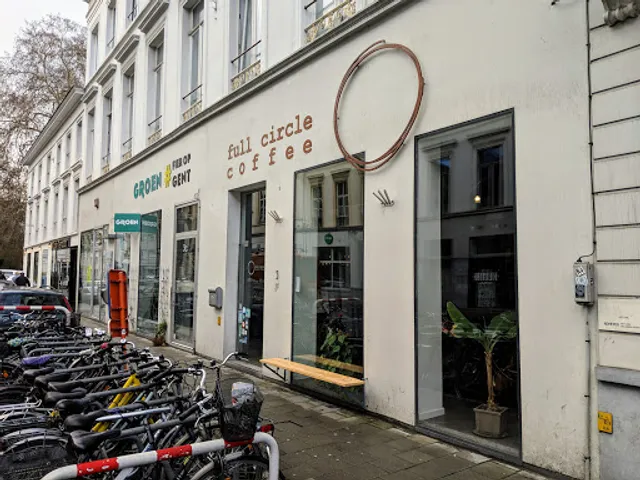 Full Circle Coffee Bar and Roastery - Zuid