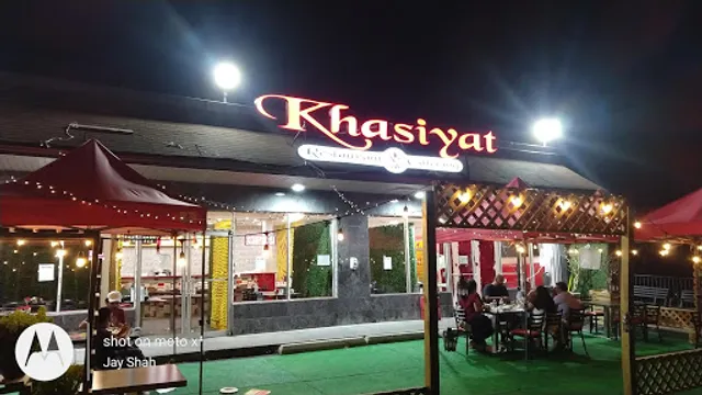 Dimple's Khasiyat Restaurant