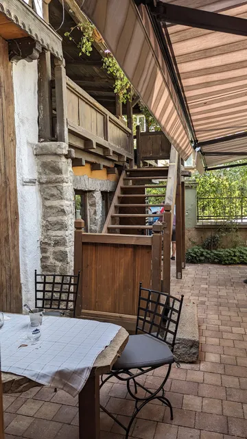 Under the Linden Trees