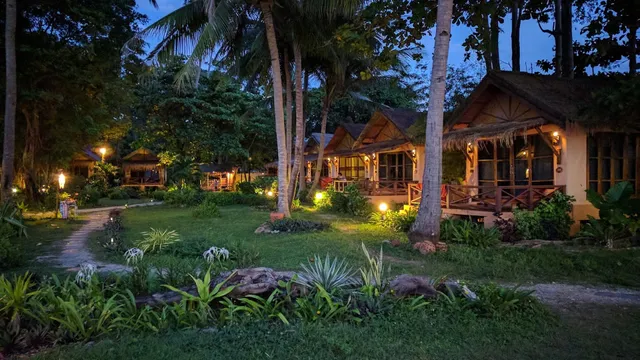 Nautilus Right on the Beach, Ko Lanta