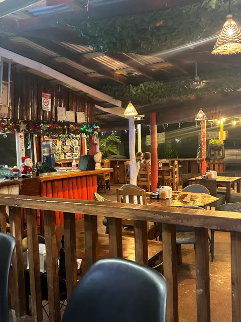 Restaurante y Bar La Peruanita