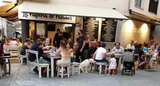 D’ TAPAS ( CERRADO POR VACACIONES)