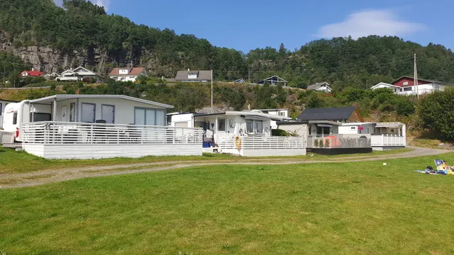 Nedstrand feriesenter AS