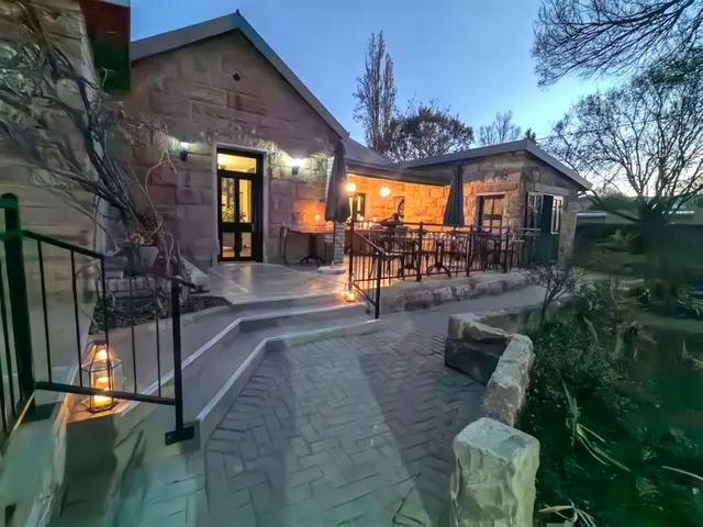 Ing @ Sandstone Boutique Hotel