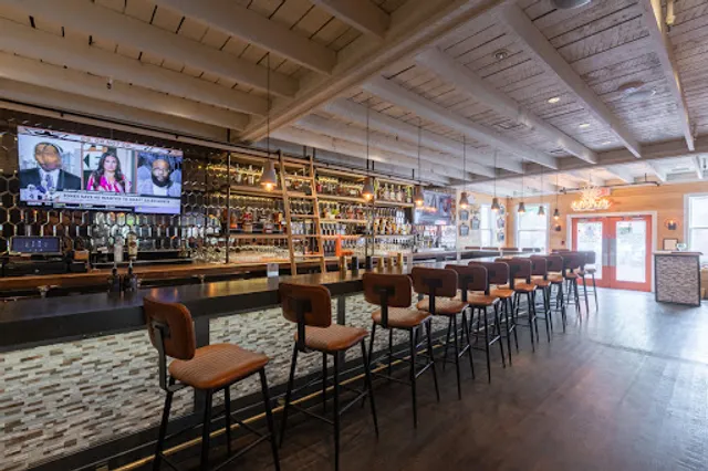 HOBNOB Neighborhood Tavern