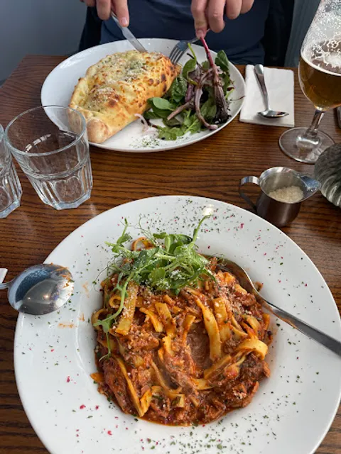 Sorelle Italian Restaurant & Bar