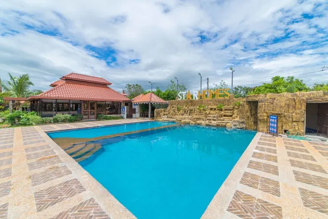 RedDoorz Plus @ Starhomes Olivianville