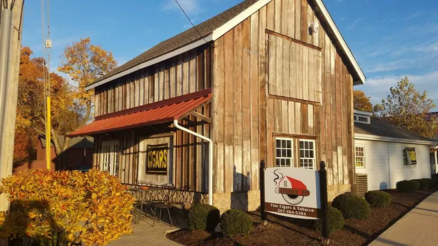 Cigar Barn & Lounge