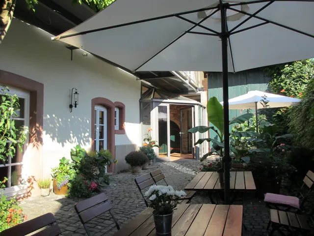 Alter Winzerhof Weisenheim am Berg e.K.