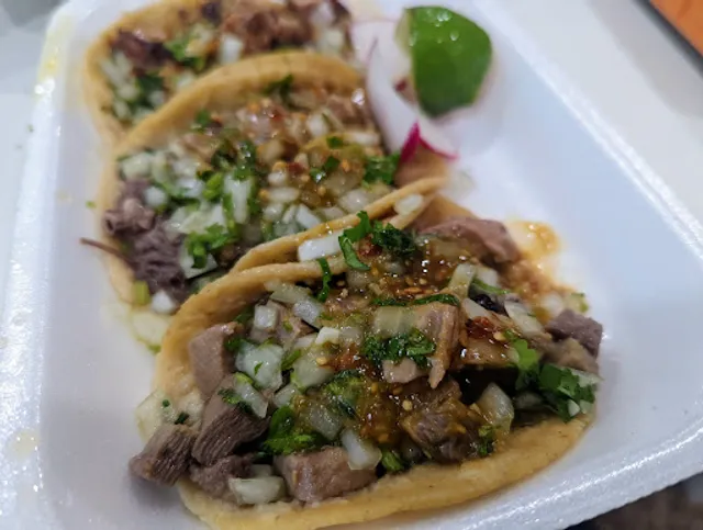 MexCal on Wheel Traditional Mexican Food Truck