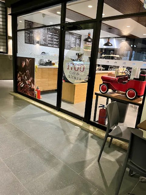 1700 Cafe de Altura