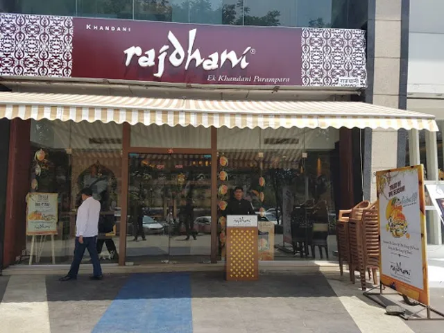 Khandani Rajdhani, Satra Plaza, Vashi