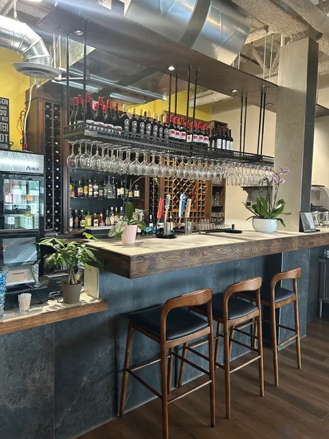 Ariston Estiatorio & Wine Bar