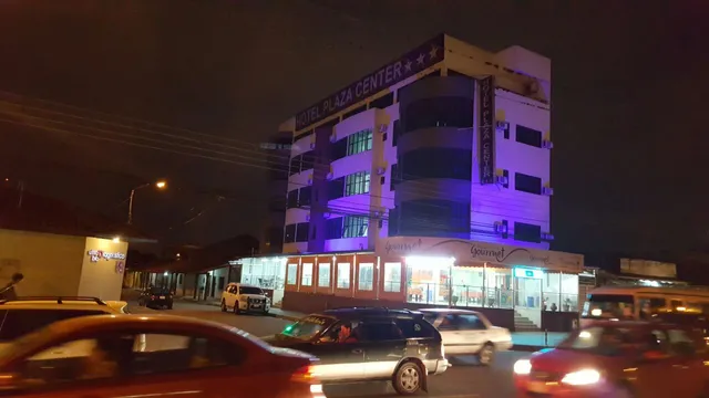 Hotel Plaza Center