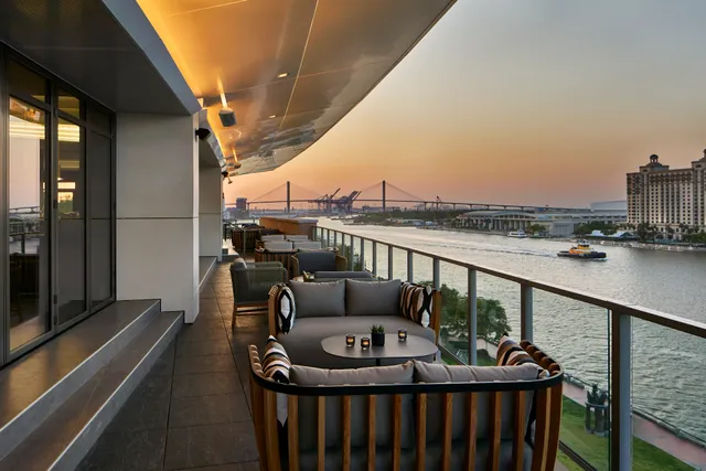 Lavender Rooftop Kitchen & Bar