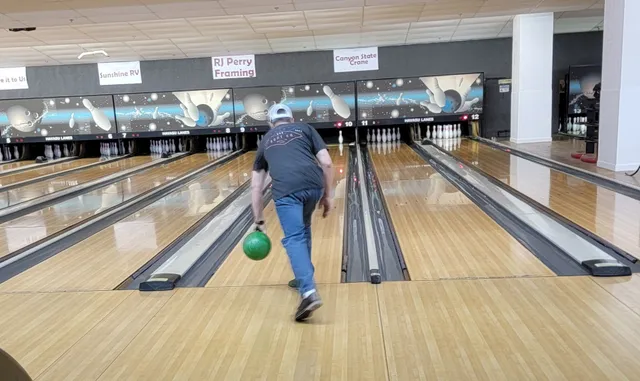 Havasu Lanes & Keglers Pub