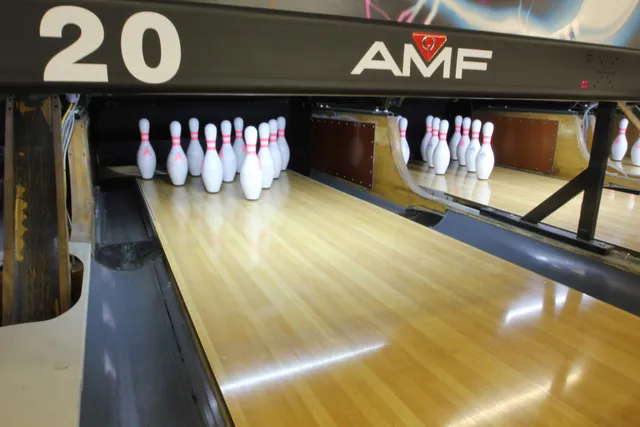 Sun Valley Lanes & Games