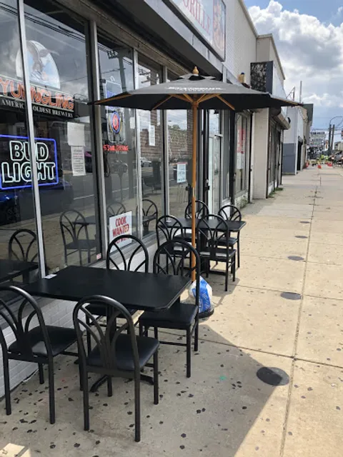 Reale's Restaurant & Bar