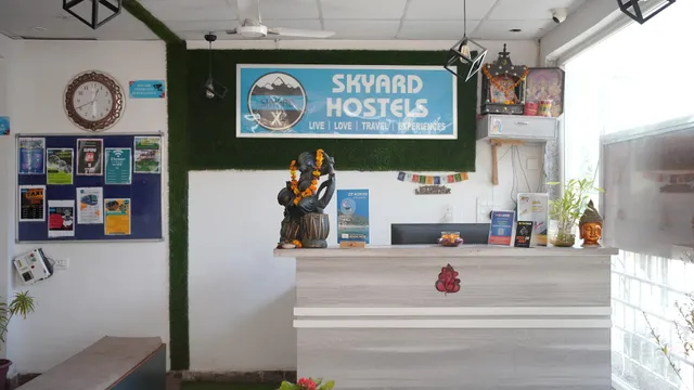 Skyard Premium, (Tapovan)