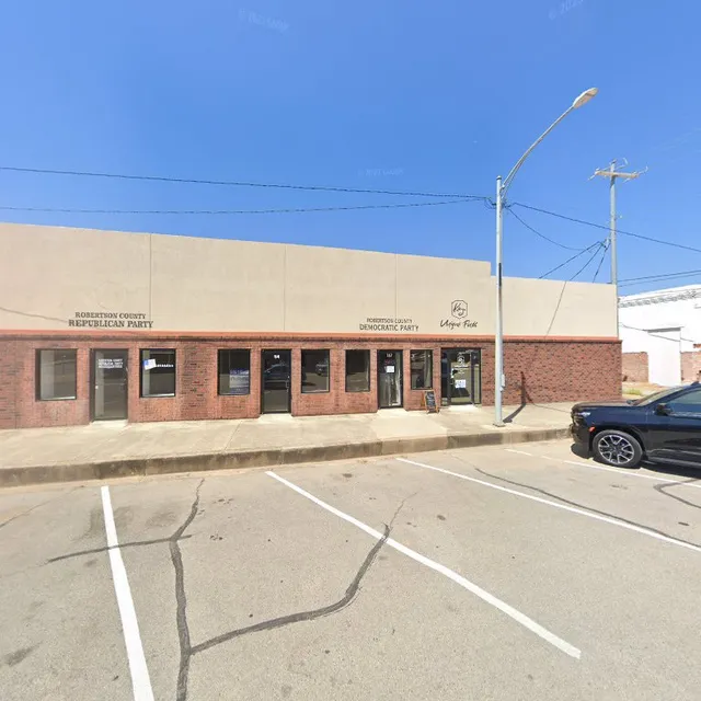 Crossing point creamery