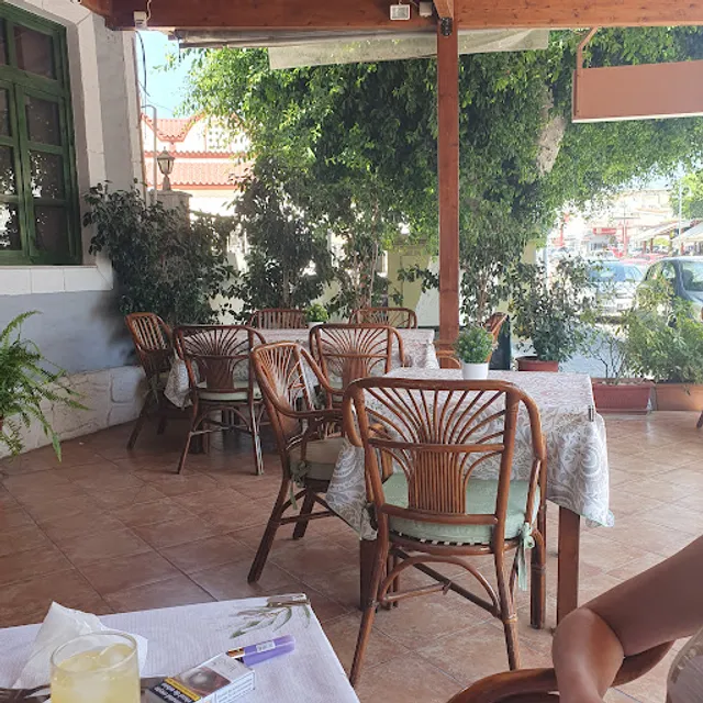 Bon Viveur Restaurant