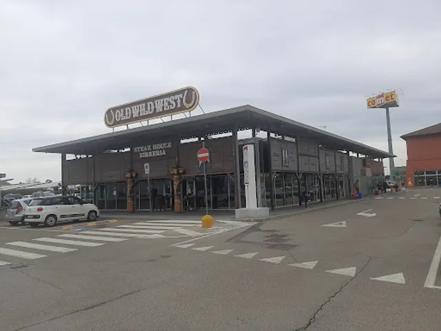 Old Wild West - Castel Guelfo Plaza