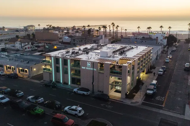 H2O Hermosa Beach Hotel