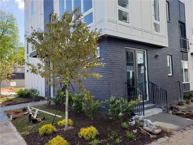 Oliver Street Townhomes