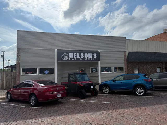Nelson’s Bar & Grill