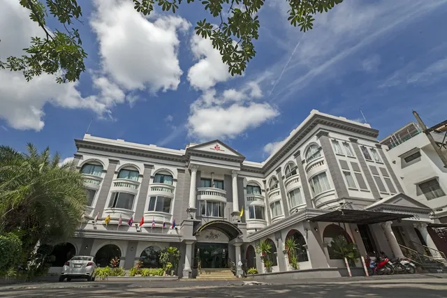 Kiss Gardenhome Chic Hotel