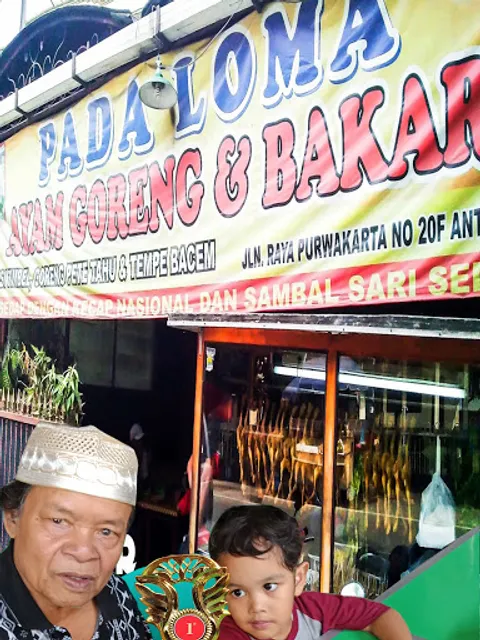 Ayam Goreng & Bakar Padaloma