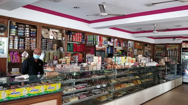 Best Baker's Edappally Toll