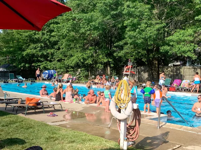 Cromwell Hills Swimming Pool