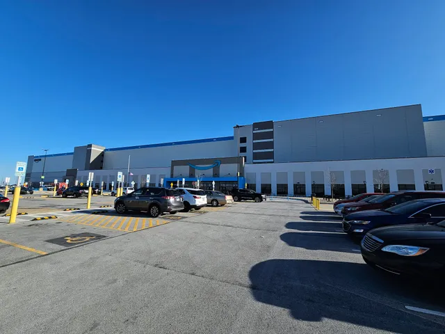 Amazon Fulfillment Center ORD5