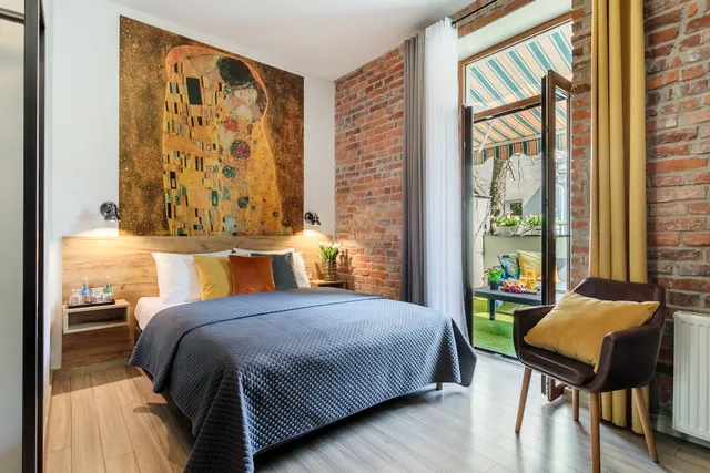 Art & Garden Residence