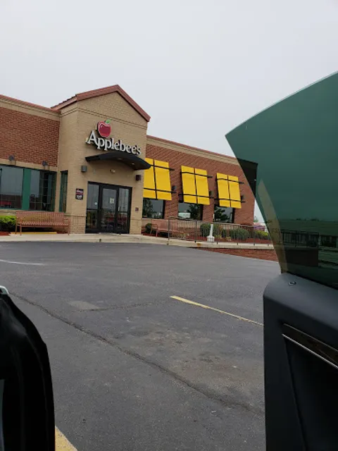 Applebee's Grill + Bar