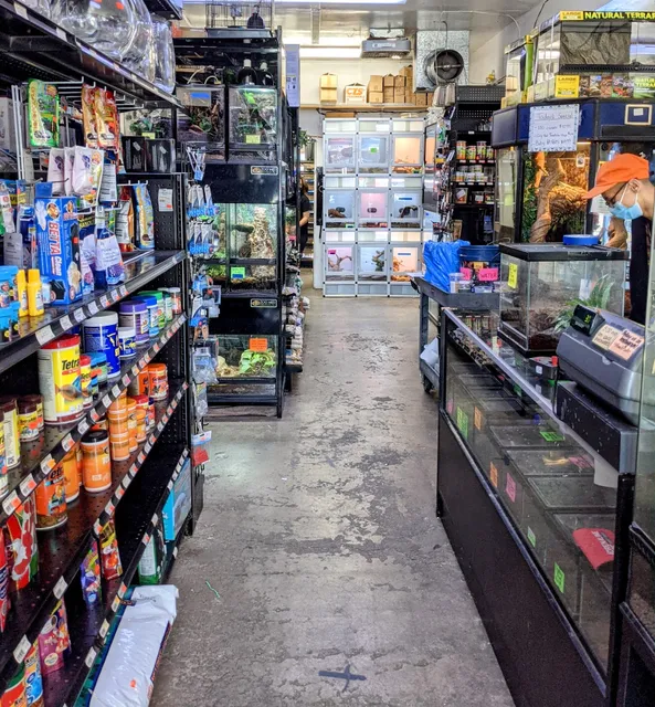 Allan's Pet Center - West LA